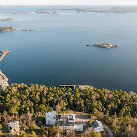 Gasthaus Vanha-Merivartioasema Kotka Exteriér fotografie