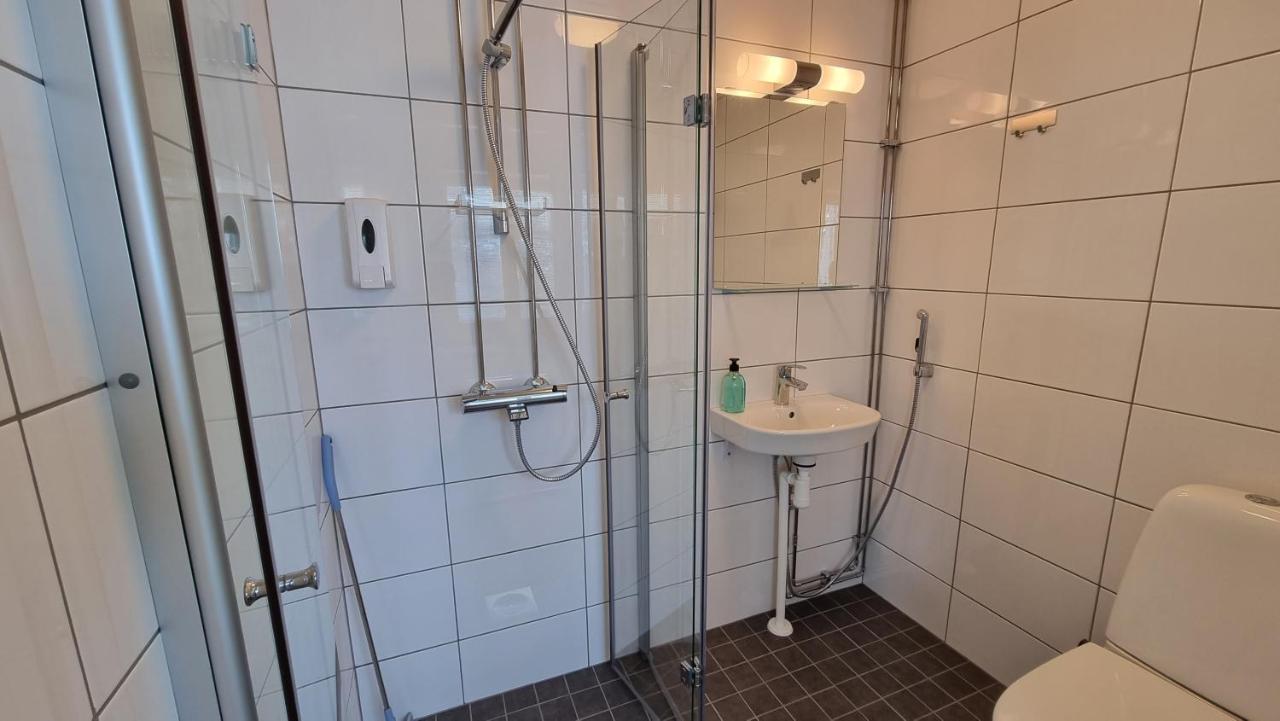 Gasthaus Vanha-Merivartioasema Kotka Exteriér fotografie
